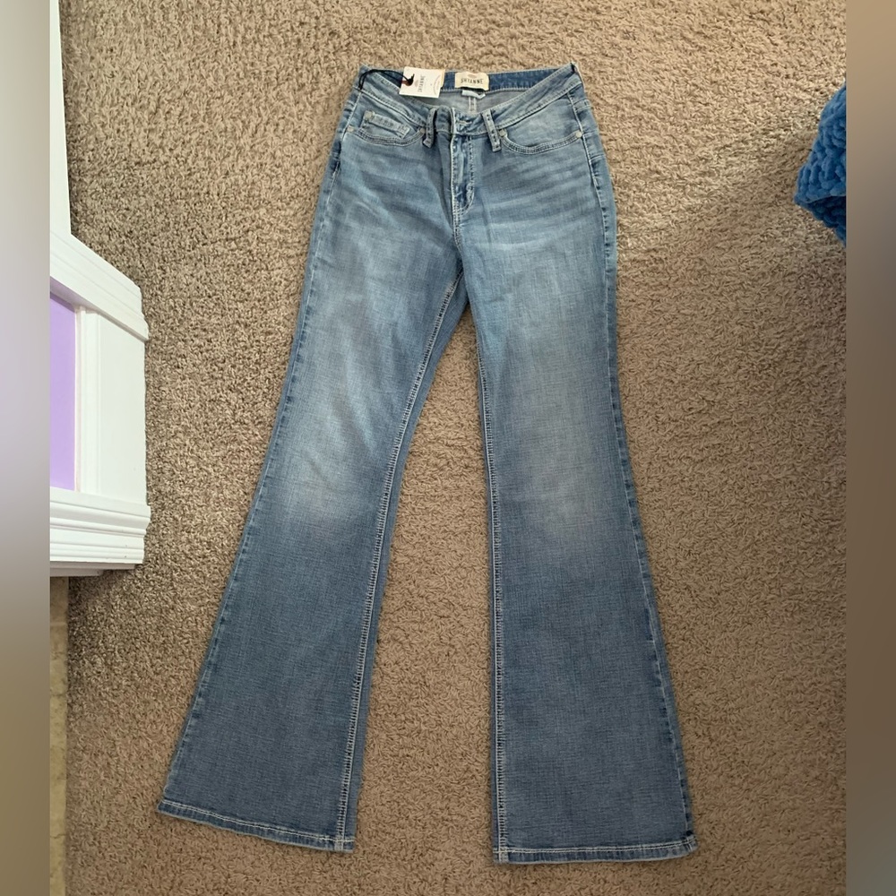 Shyanne Women’s Midrise Flare Jean Bellbottom